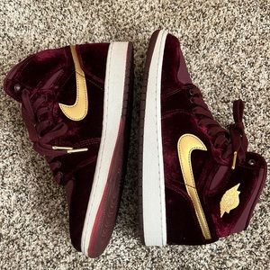 Air Jordan 1 Heiress GG 'Velvet'